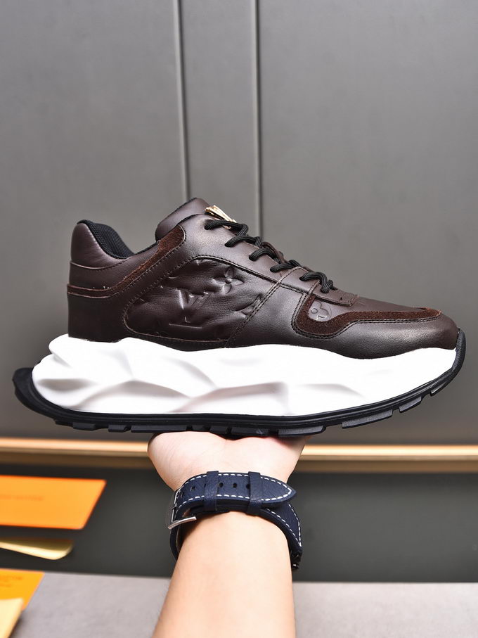 Louis Vuitton Sneakers Mens ID:20250217-61